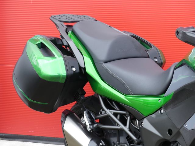 kawasaki - versys-1000-se-tourer