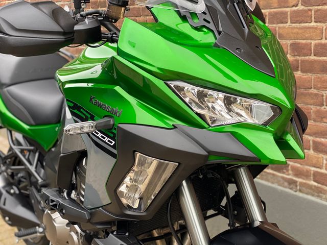 kawasaki - versys-1000-se-tourer