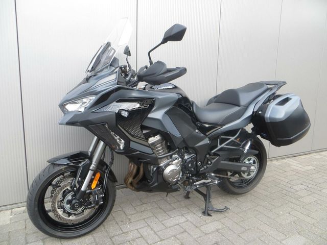 kawasaki - versys-1000-se-tourer