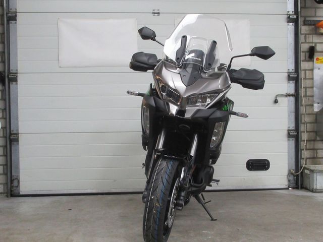 kawasaki - versys-1100-se