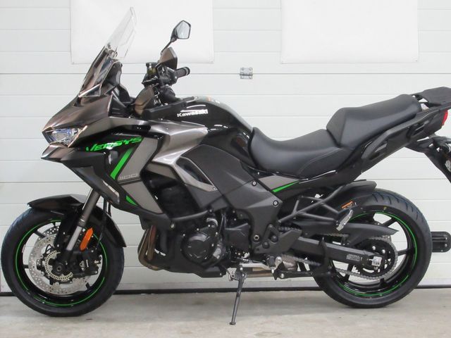 kawasaki - versys-1100-se