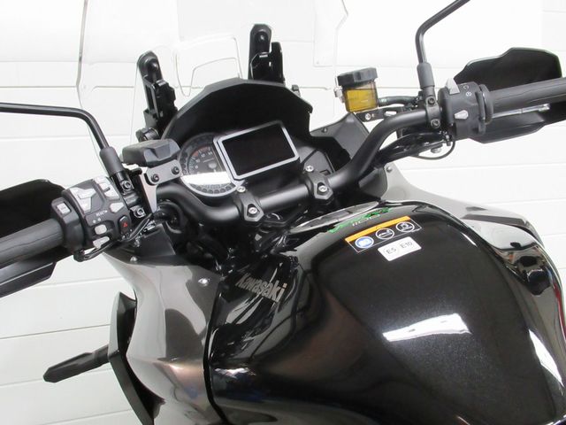 kawasaki - versys-1100-se