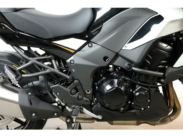 kawasaki - versys-1100-se