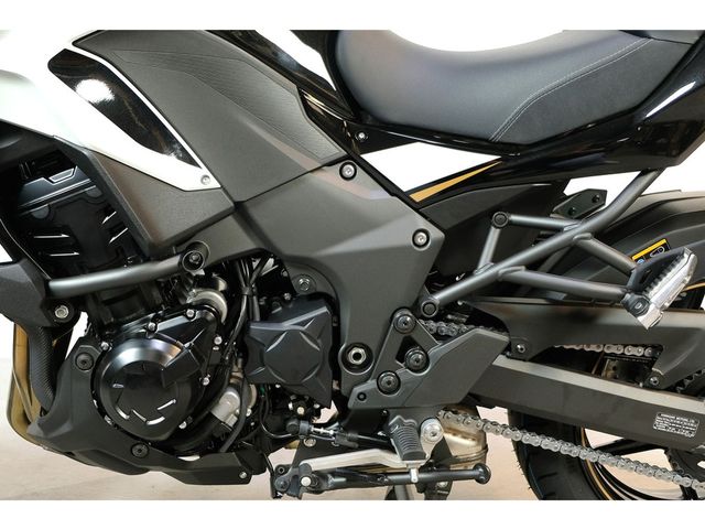 kawasaki - versys-1100-se
