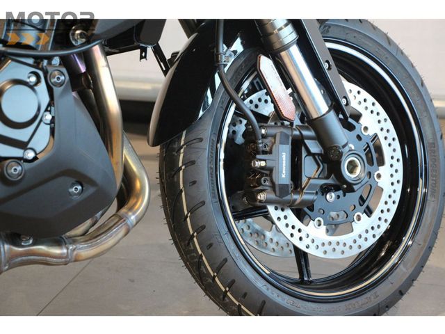 kawasaki - versys-1100-se