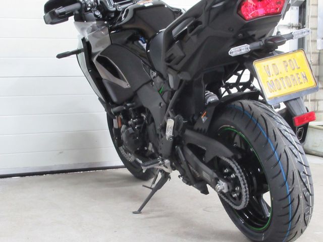 kawasaki - versys-1100-se