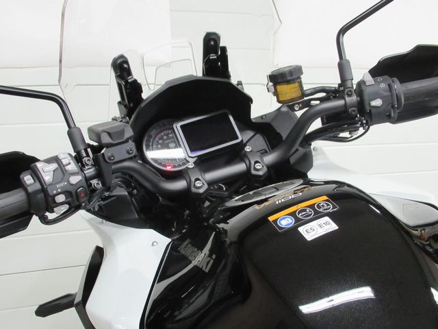 kawasaki - versys-1100-se