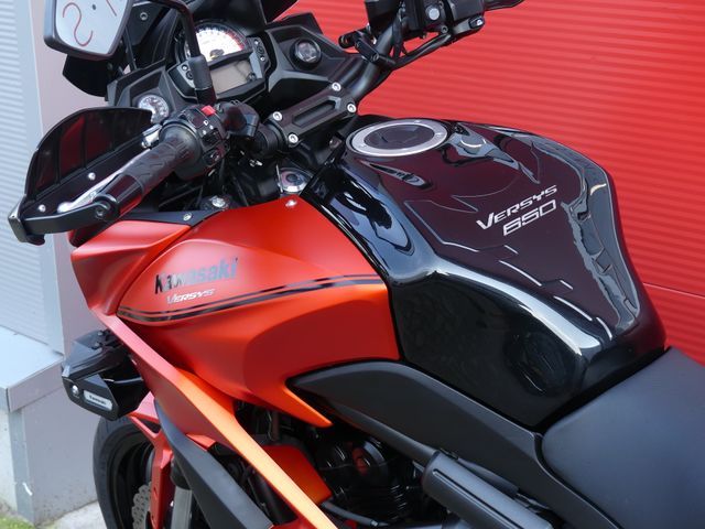 kawasaki - versys-650-abs