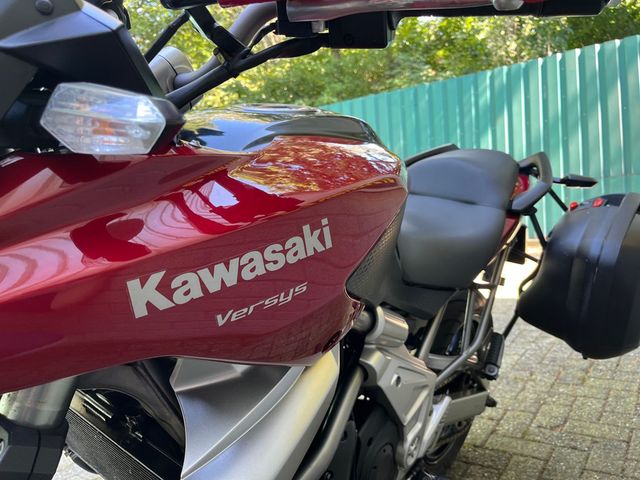 kawasaki - versys-650-abs