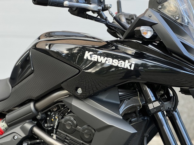 kawasaki - versys-650-abs