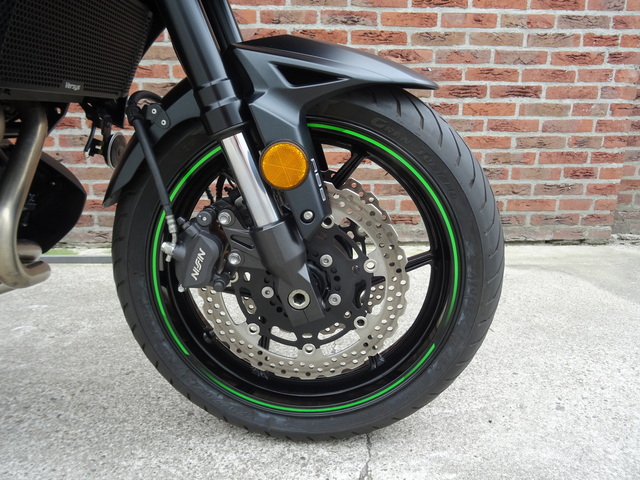 kawasaki - versys-650-abs