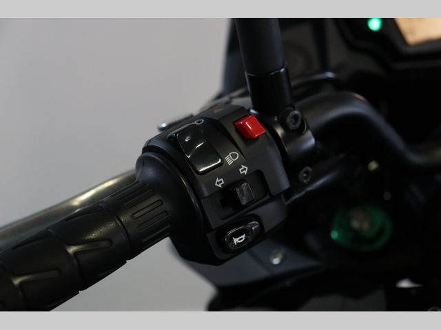kawasaki - versys-650-abs