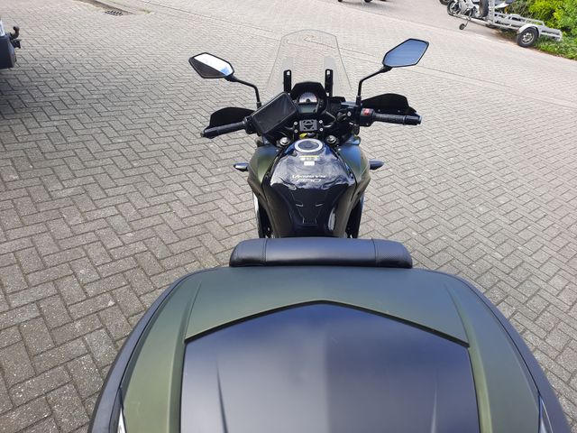 kawasaki - versys-650-abs