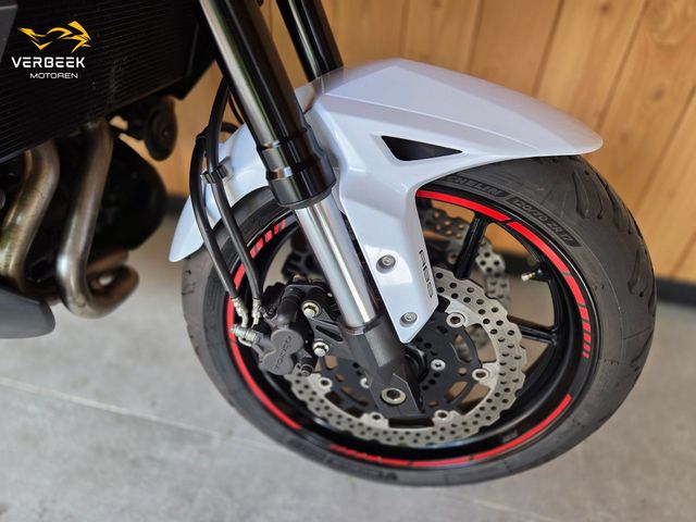 kawasaki - versys-650-abs