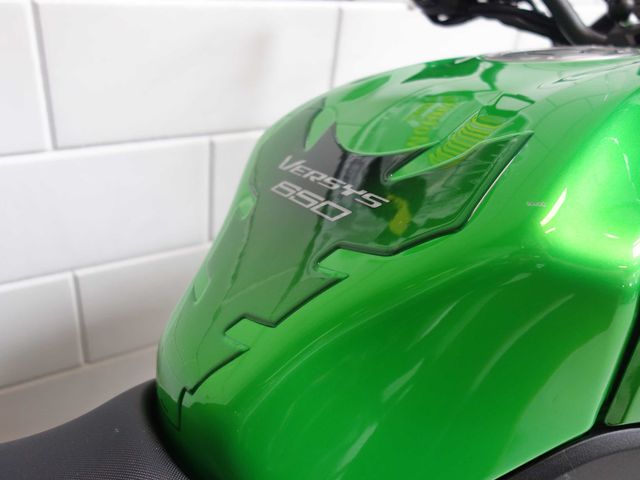 kawasaki - versys-650-abs