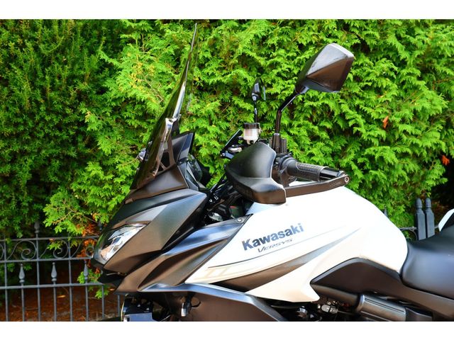 kawasaki - versys-650-grand-tourer