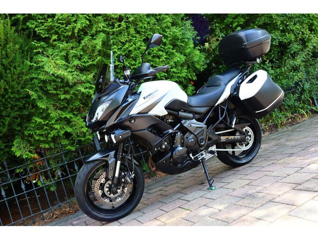 kawasaki - versys-650-grand-tourer