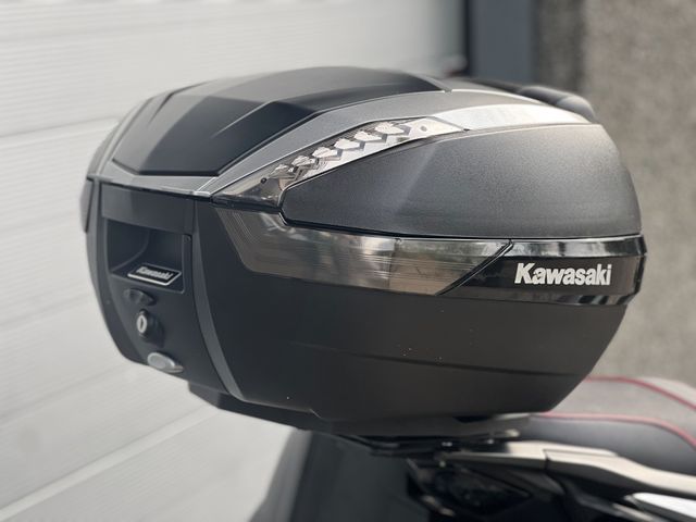 kawasaki - versys-650-grand-tourer