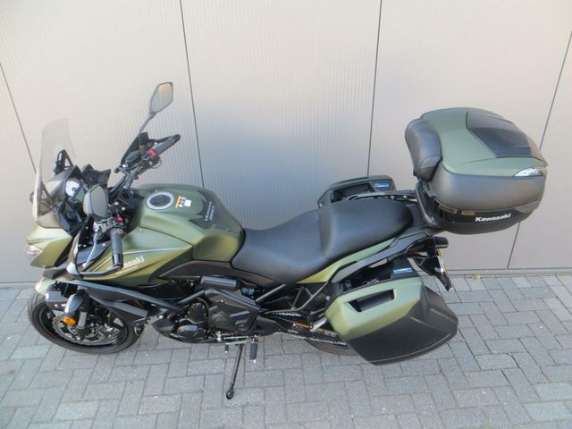 kawasaki - versys-650-grand-tourer