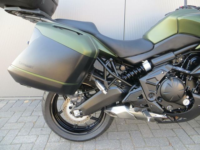 kawasaki - versys-650-grand-tourer