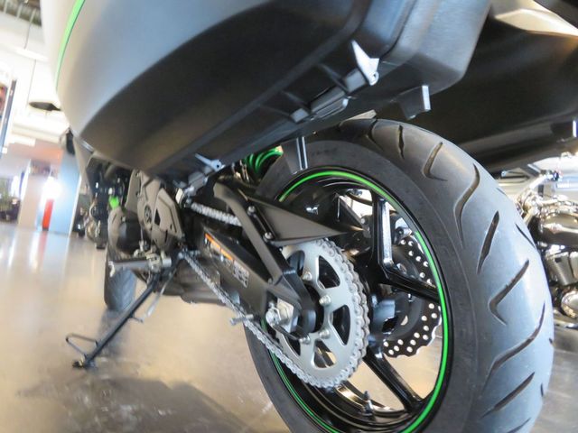kawasaki - versys-650-grand-tourer