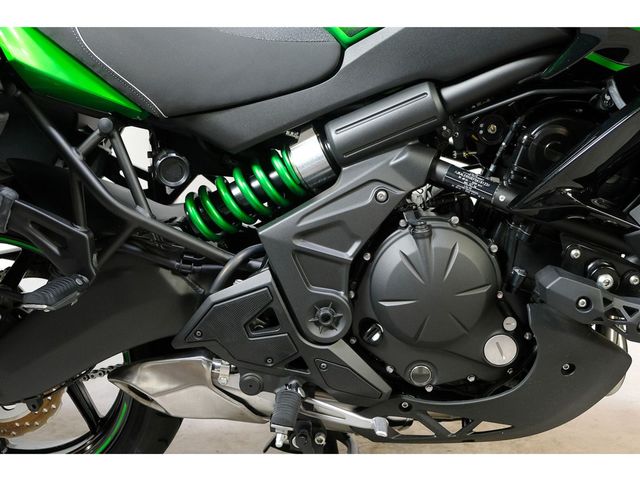 kawasaki - versys-650-grand-tourer