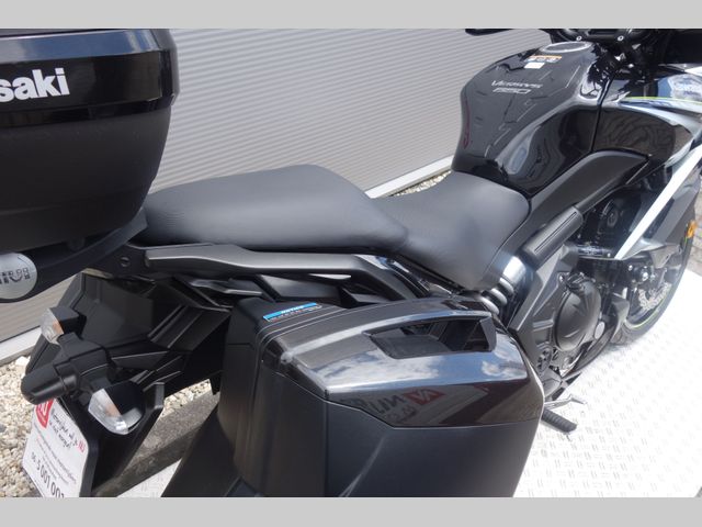 kawasaki - versys-650-grand-tourer