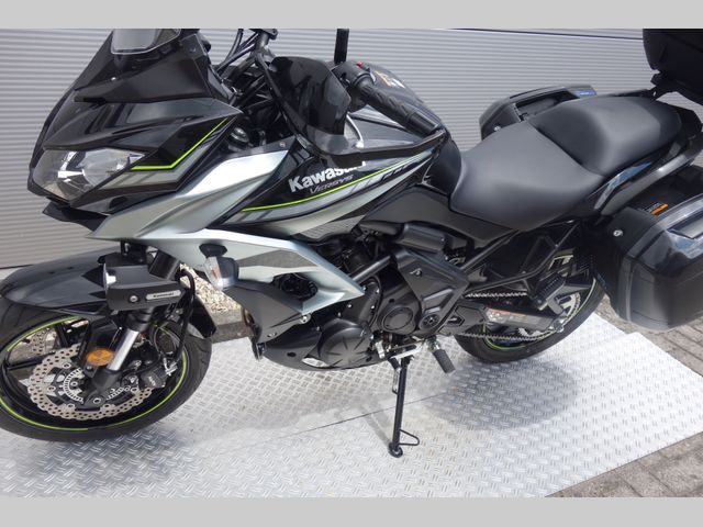 kawasaki - versys-650-grand-tourer