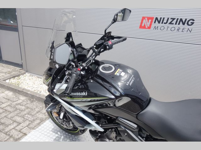 kawasaki - versys-650-grand-tourer