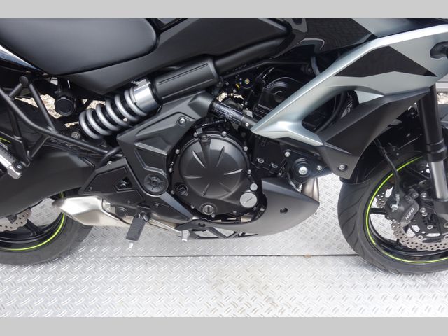 kawasaki - versys-650-grand-tourer