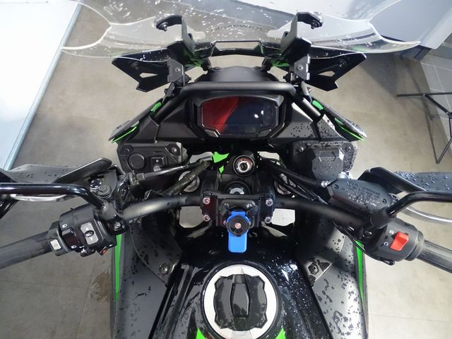 kawasaki - versys-650-grand-tourer