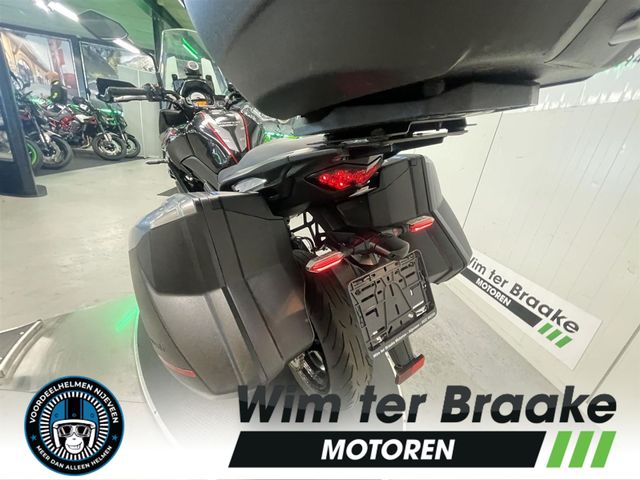 kawasaki - versys-650-grand-tourer