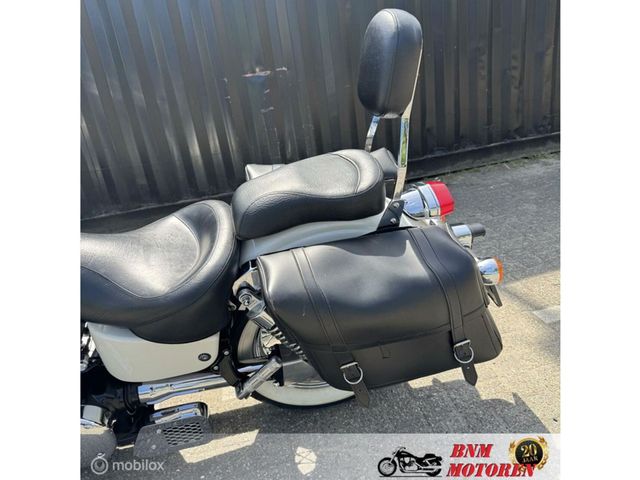 kawasaki - vn-1500-classic
