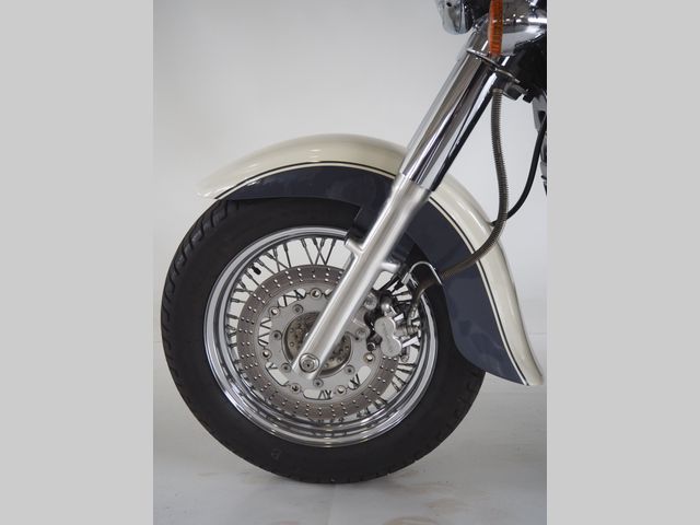 kawasaki - vn-1500-classic