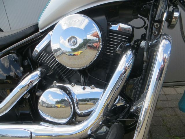 kawasaki - vn-800-classic