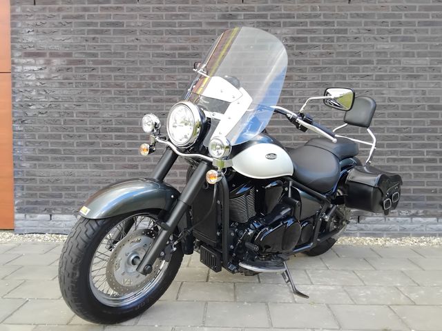 kawasaki - vn-900-classic
