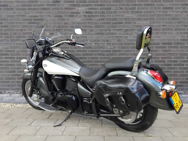 kawasaki - vn-900-classic