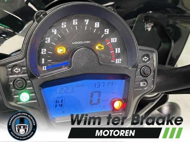 kawasaki - vn-900-classic-se