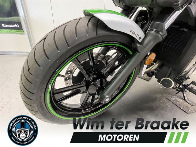 kawasaki - vn-900-classic-se