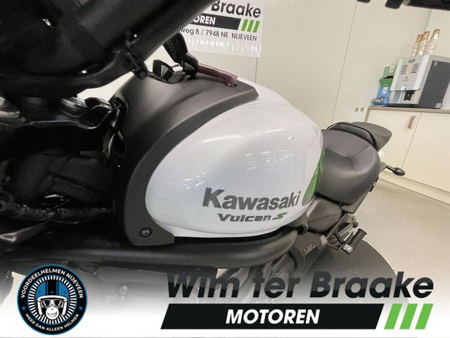 kawasaki - vn-900-classic-se