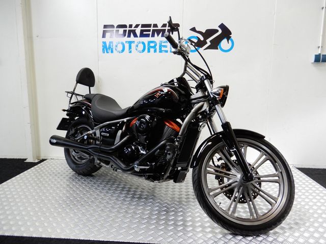 kawasaki - vn-900-custom