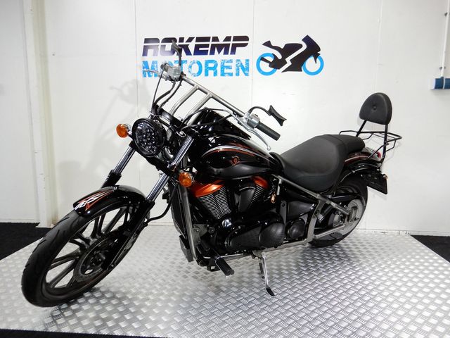 kawasaki - vn-900-custom