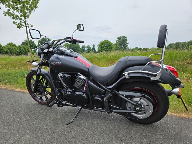 kawasaki - vn-900-custom