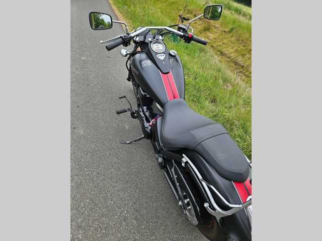 kawasaki - vn-900-custom