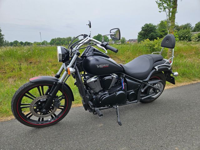kawasaki - vn-900-custom