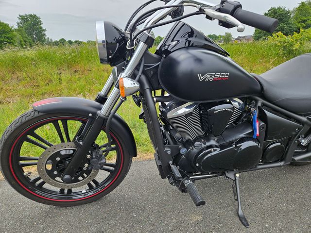kawasaki - vn-900-custom
