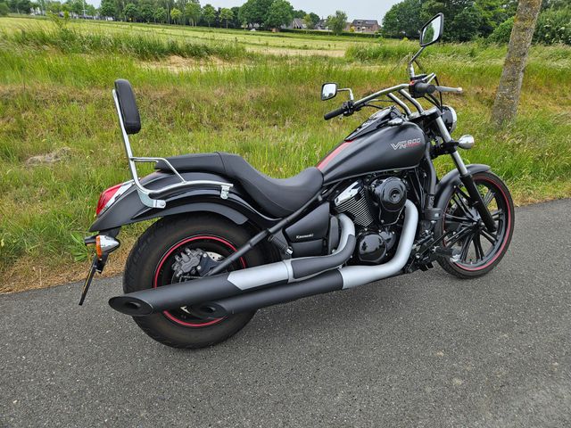kawasaki - vn-900-custom