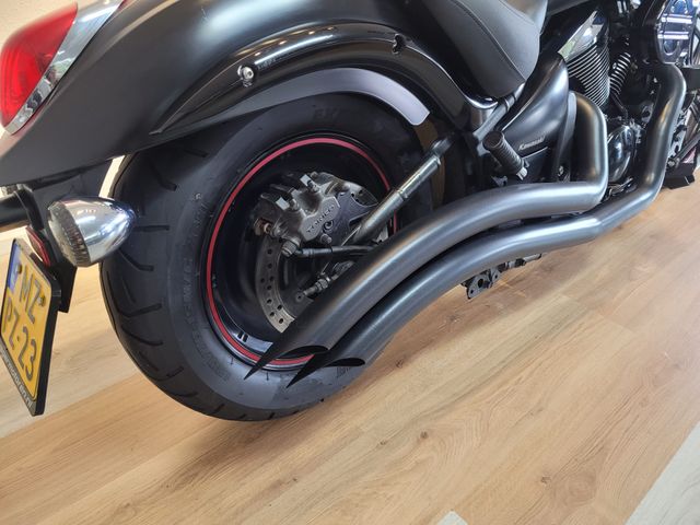 kawasaki - vn-900-custom