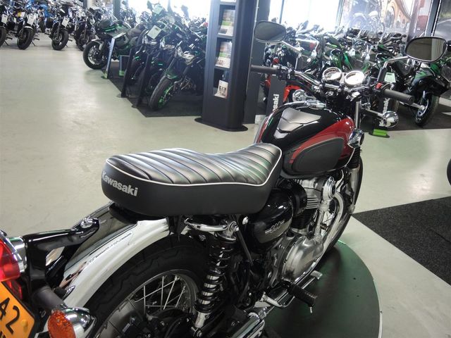 kawasaki - w800