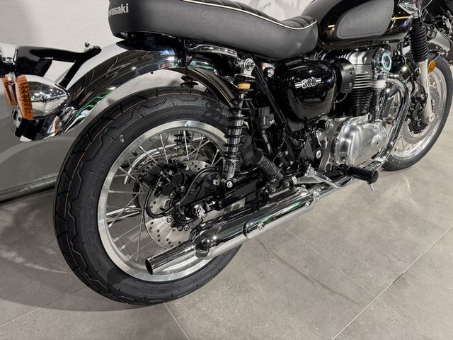 kawasaki - w800